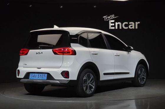 Kia Niro Earth — пробег 107 039 км — фото 2 из 5