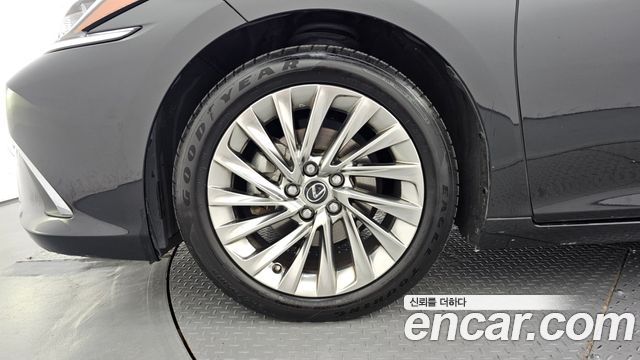 Lexus ES из Кореи Encar