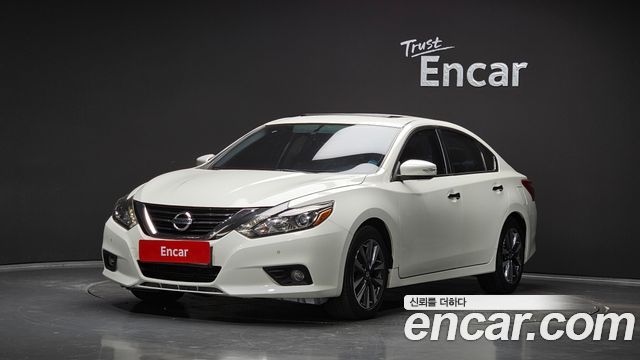 Nissan Altima 2.5 Tech L33 — пробег 157 010 км — фото 1 из 5