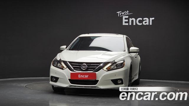 Nissan Altima 2.5 Tech L33 — пробег 157 010 км — фото 3 из 5