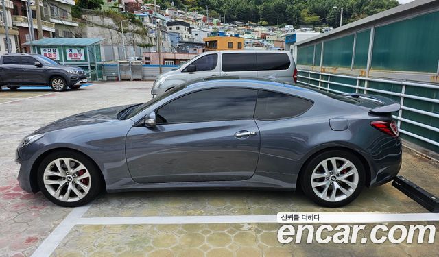 Hyundai Genesis 380 GT-R — пробег 102 300 км — фото 4 из 5