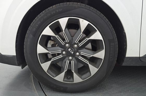 Kia Carnival 9-Seater Signature — пробег 71 169 км — фото 5 из 5