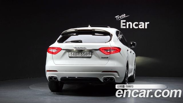 Maserati Levante 3.0 Diesel AWD Sport — пробег 114 247 км — фото 4 из 5