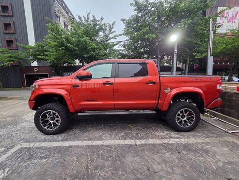 Toyota Tundra 5.7 — пробег 124 000 км — фото 3 из 5