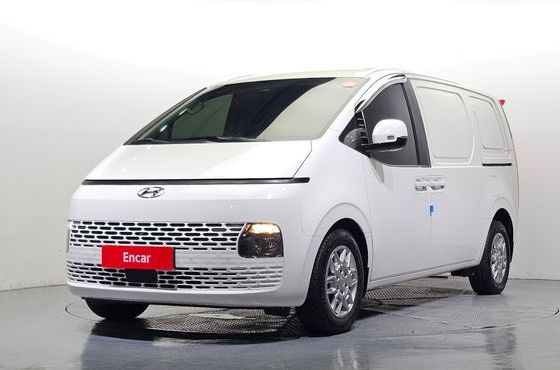 Hyundai Staria Cargo 3-Seater Modern — пробег 35 270 км — фото 1 из 5