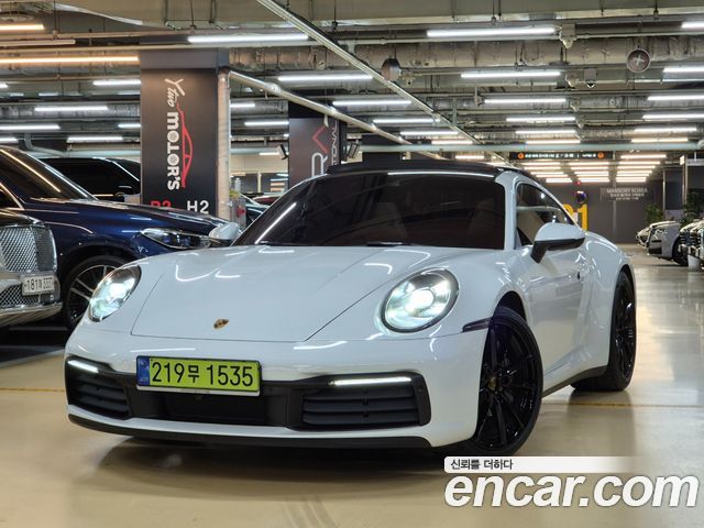 Porsche 911 Carrera 4 — пробег 27 810 км — фото 1 из 5