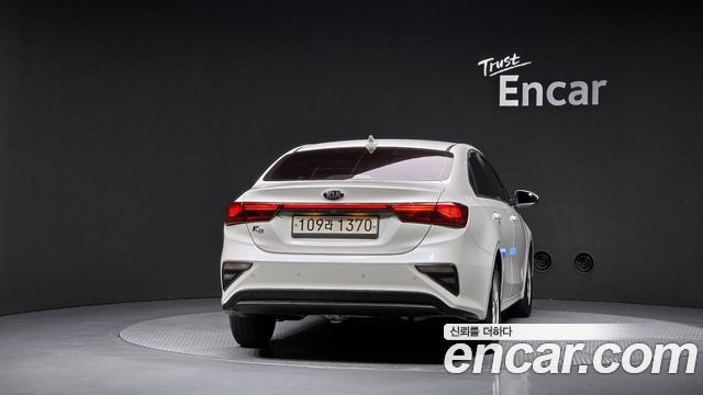 Kia K3 из Кореи Encar