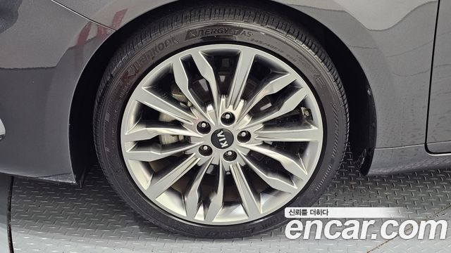 Kia K7 из Кореи Encar