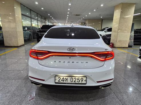Hyundai Grandeur 3.0 Premium — пробег 62 611 км — фото 4 из 5