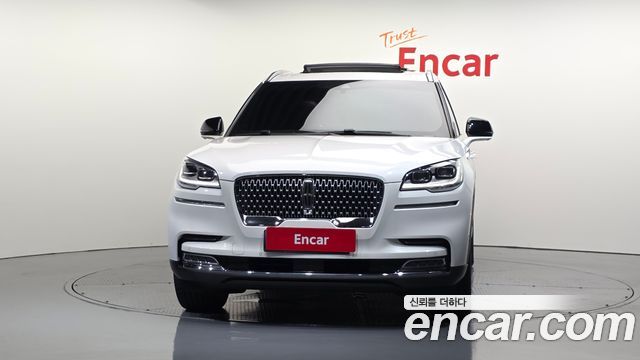 Lincoln Aviator 3.0 Reserve  AWD — пробег 60 053 км — фото 3 из 5