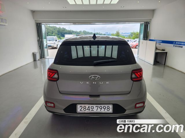 Hyundai Venue из Кореи Encar