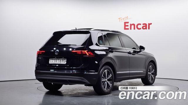 Volkswagen Tiguan из Кореи Encar