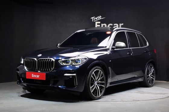 BMW X5 M50i — пробег 88 954 км — фото 1 из 5
