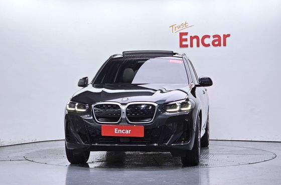 BMW iX3 M Sports — пробег 45 674 км — фото 3 из 5