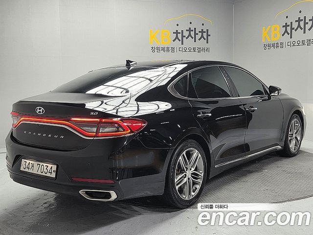 Hyundai Grandeur из Кореи Encar