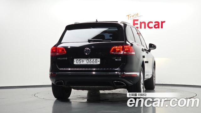 Volkswagen Touareg V6 3.0 TDI Bluemotion 7P5 — пробег 200 788 км — фото 4 из 5