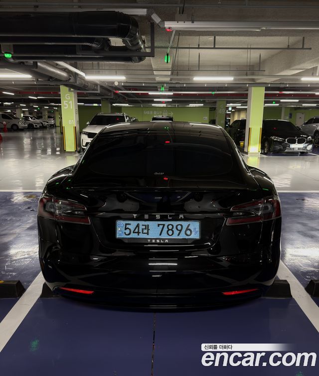 Tesla Model S 100D — пробег 144 000 км — фото 3 из 5