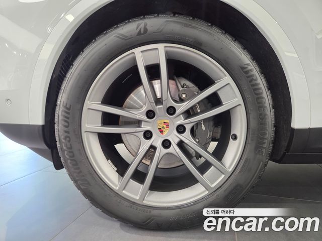 Porsche Cayenne 3.0 — пробег 38 066 км — фото 5 из 5