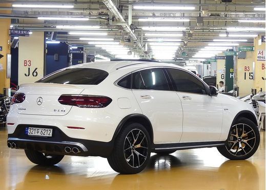 Mercedes-Benz GLC-Class AMG GLC43 4MATIC Coupe — пробег 31 000 км — фото 2 из 5