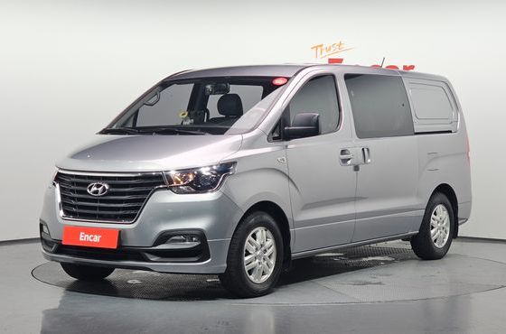 Hyundai Starex Van 5-Seater Smart — пробег 193 969 км — фото 1 из 5