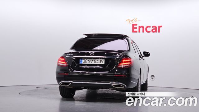Mercedes-Benz E-Class E400 4MATIC Exclusive — пробег 112 449 км — фото 4 из 5