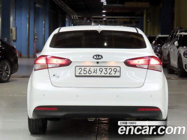 Kia K3 из Кореи Encar