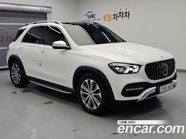 Mercedes-Benz GLE-Class GLE300d 4MATIC — пробег 45 248 км — фото 4 из 5