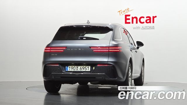 Genesis GV70 из Кореи Encar