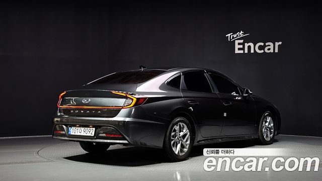 Hyundai Sonata 2.0 Premium — пробег 83 827 км — фото 2 из 5