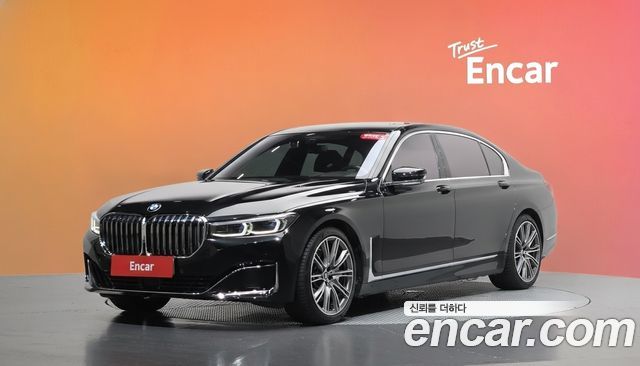 BMW 7-Series 750Li xDrive Design Pure Excellence — пробег 131 287 км — фото 1 из 5