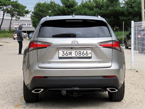 Lexus NX Supreme — пробег 191 654 км — фото 4 из 5