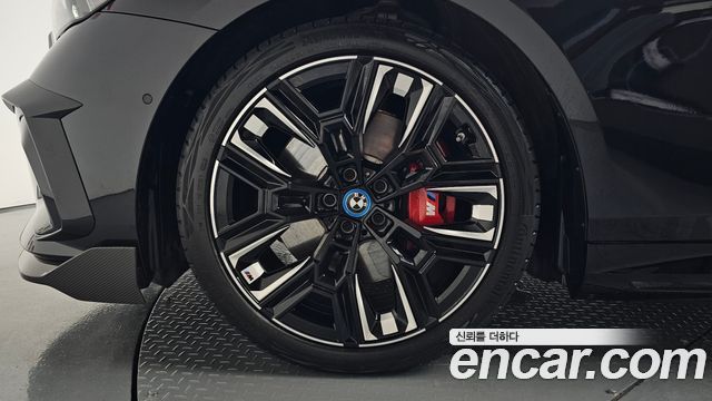 BMW i5 M60 xDrive — пробег 17 918 км — фото 5 из 5