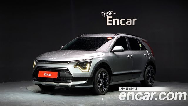 Kia Niro Trendy — пробег 115 449 км — фото 1 из 5