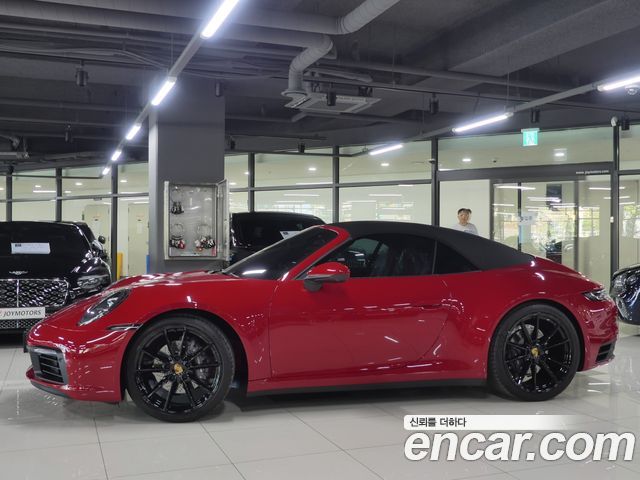 Porsche 911 Carrera Cabriolet — пробег 17 600 км — фото 2 из 5