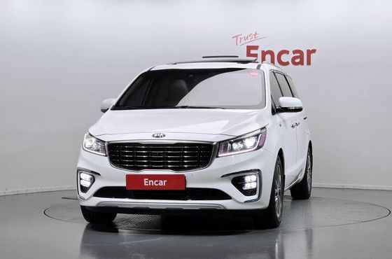 Kia Carnival Gasoline 9-Seater Noblesse Special — пробег 134 465 км — фото 3 из 5