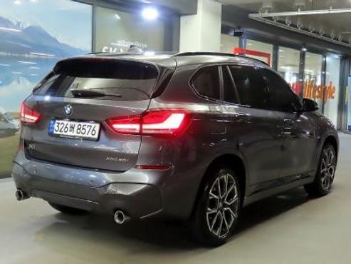 BMW X1 xDrive 20i M Sport — пробег 43 300 км — фото 4 из 5