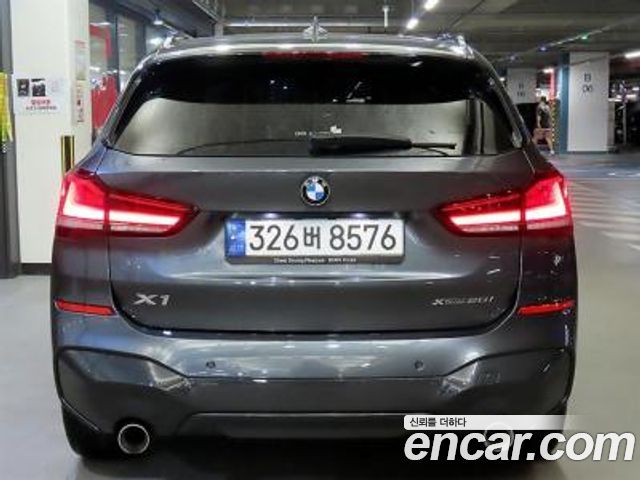 BMW X1 xDrive 20i M Sport — пробег 43 300 км — фото 5 из 5