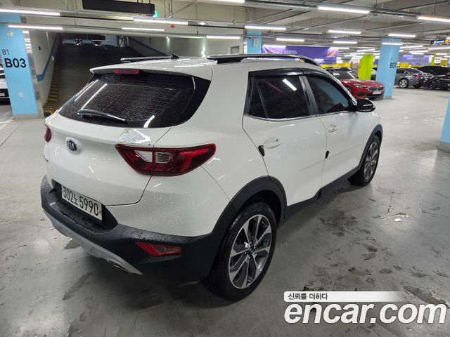 Kia Stonic Diesel 1.6 Trendy — пробег 130 400 км — фото 2 из 5