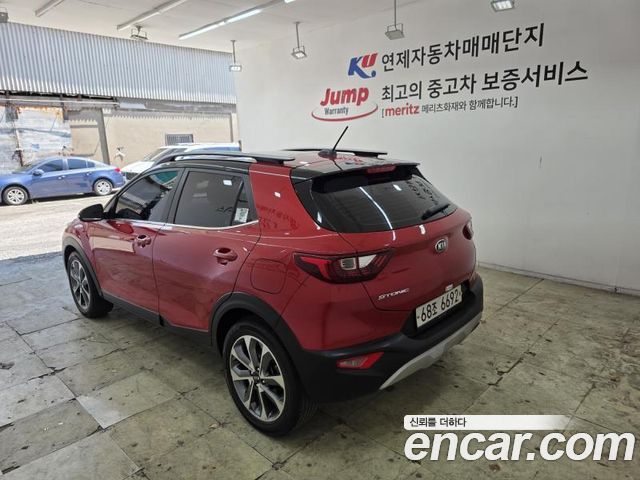 Kia Stonic Diesel 1.6 Prestige — пробег 84 562 км — фото 4 из 5