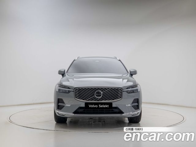 Volvo XC60 B5 Ultra Bright Air Sus — пробег 5 230 км — фото 2 из 5