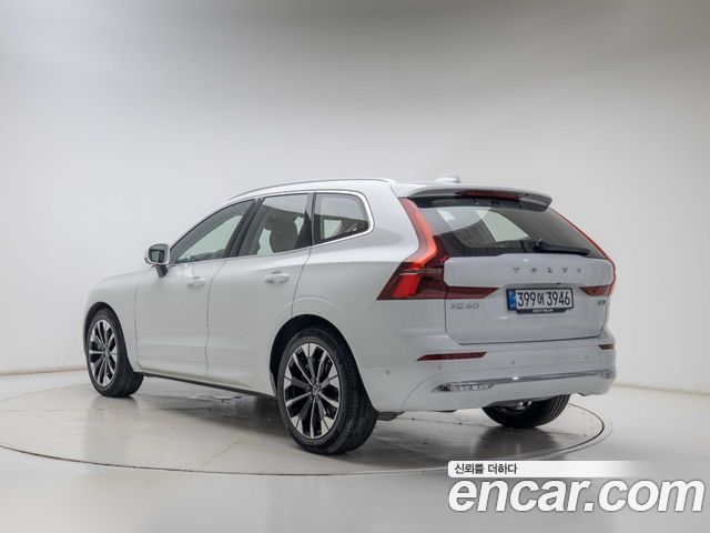 Volvo XC60 B5 Ultra Bright Air Sus — пробег 1 685 км — фото 4 из 5