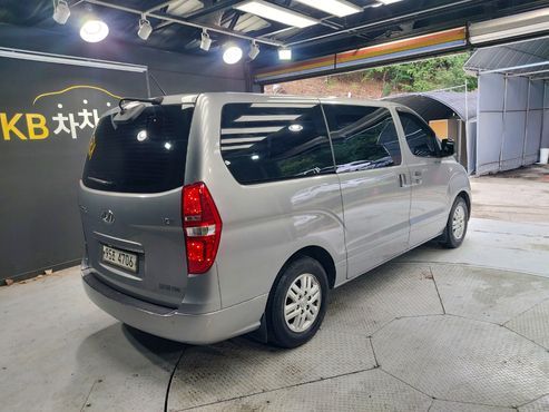 Hyundai Starex 3-Seater VAN Smart — пробег 284 525 км — фото 5 из 5