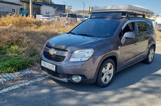 Chevrolet (Daewoo) Orlando 2.0 Diesel LT Convenience Pack — пробег 188 716 км — фото 4 из 5