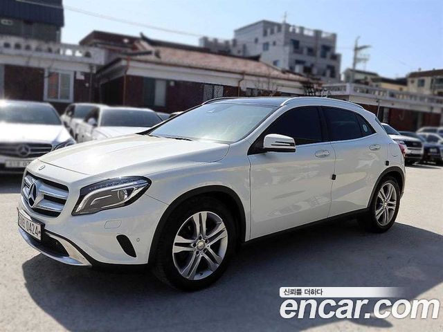 Mercedes-Benz GLA-Class GLA200 d 4MATIC — пробег 44 829 км — фото 1 из 5