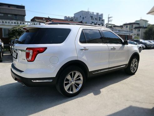 Ford Explorer 2.3 Limited 4WD 5th — пробег 147 019 км — фото 2 из 5