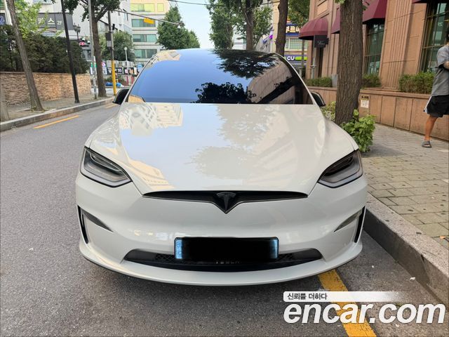 Tesla Model X Plaid — пробег 46 900 км — фото 4 из 5