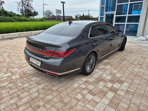 Genesis G90 3.8 AWD Luxury — пробег 174 118 км — фото 4 из 5