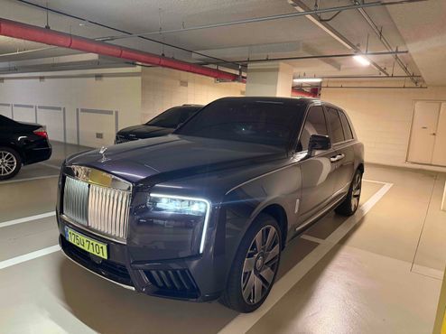 Rolls-Royce Cullinan 6.7 V12 — пробег 12 000 км — фото 2 из 5