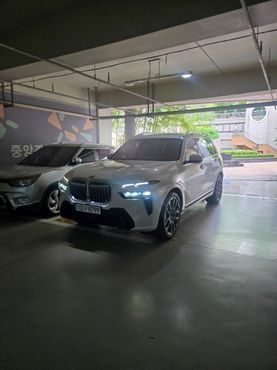 BMW X7 xDrive 40i M Sport 6STR — пробег 19 800 км — фото 4 из 5
