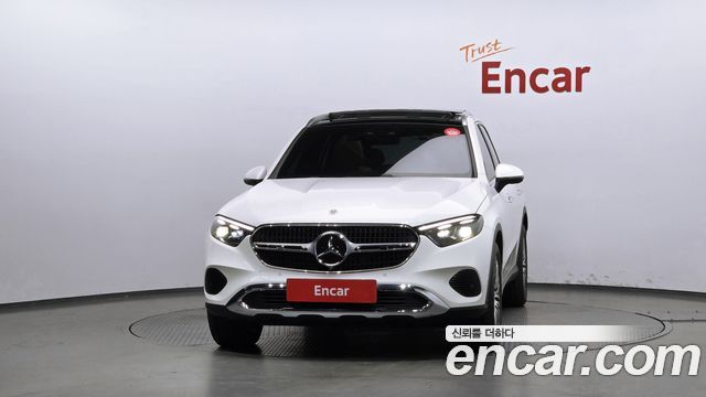 Mercedes-Benz GLC-Class GLC 300 4MATIC Avantgarde — пробег 4 559 км — фото 3 из 5